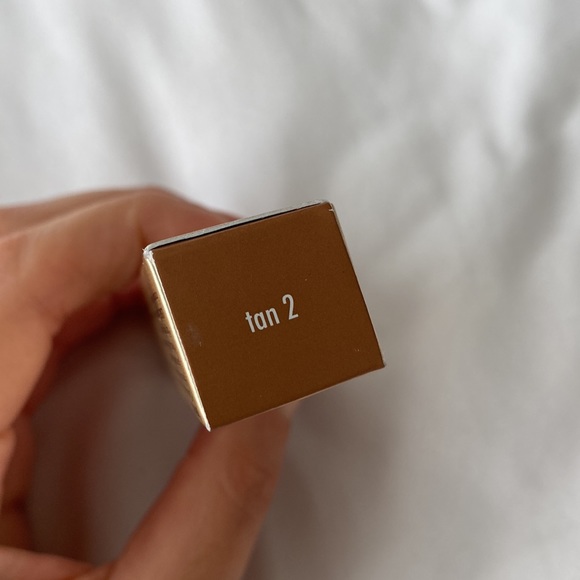 Stila Pixel Perfect Concealer - Shade Tan 2 - New in Box - Picture 8 of 8